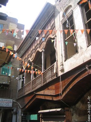 Ruelle du Caire décoré de fagnons pour le Ramadan